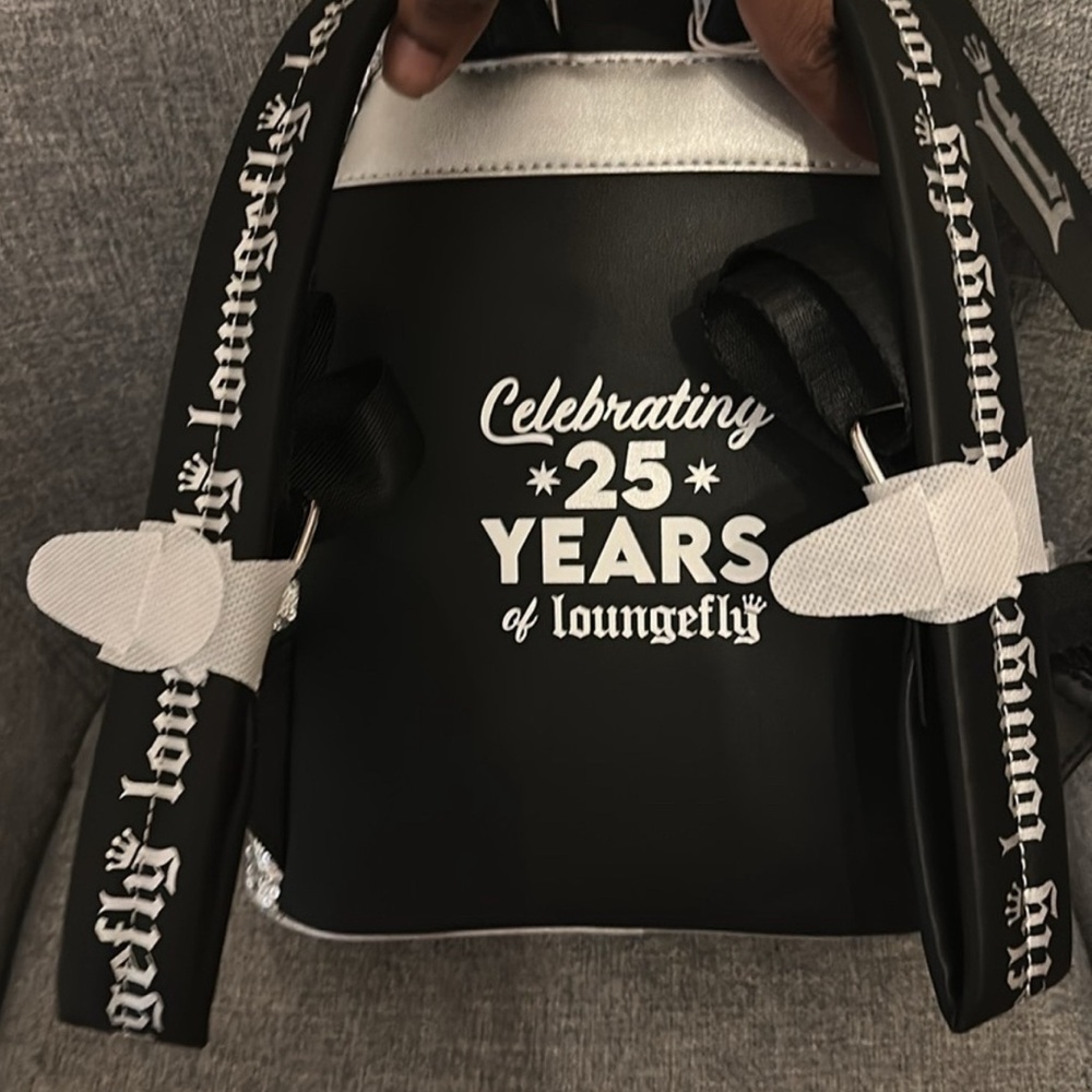 LOUNGEFLY SEQUIN 25th ANNIVERSARY BAG! - Picture 7 of 11